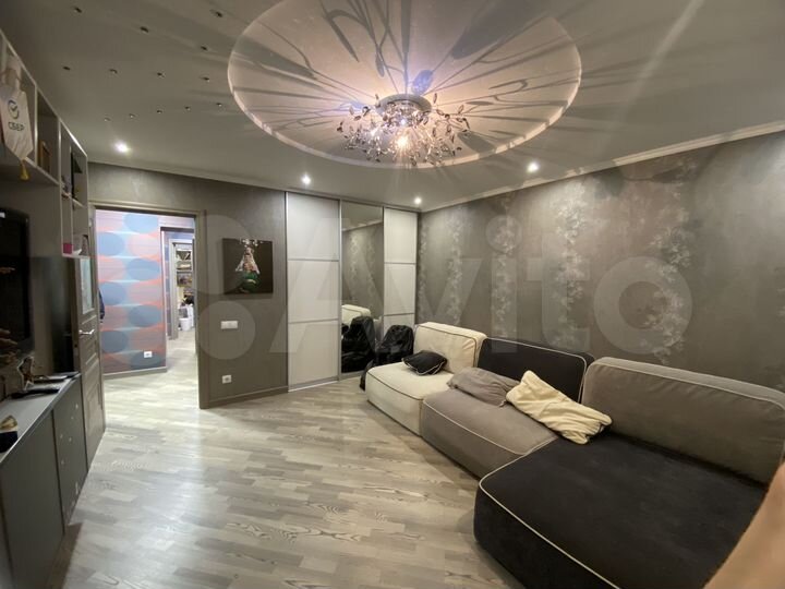 2-к. квартира, 60 м², 7/10 эт.