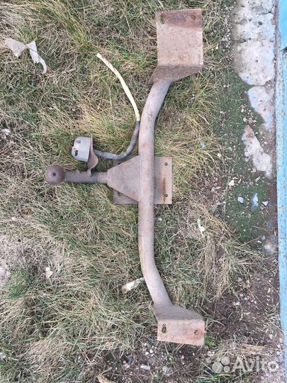 Фаркоп на ваз 2110