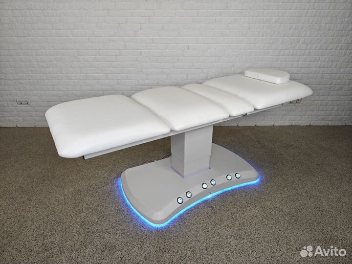 Массажный стол Oliver, 3 мотора, с подогревом