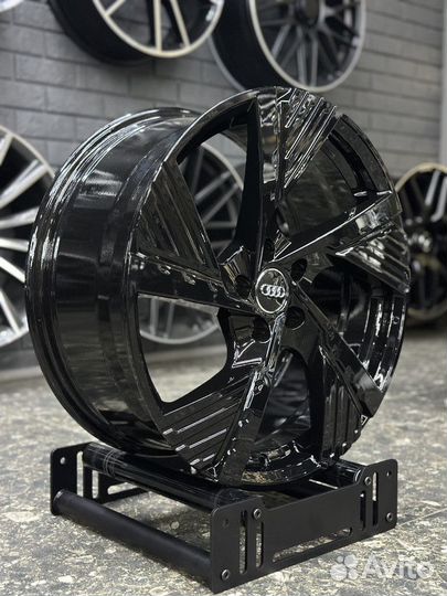 Литые диски на Audi