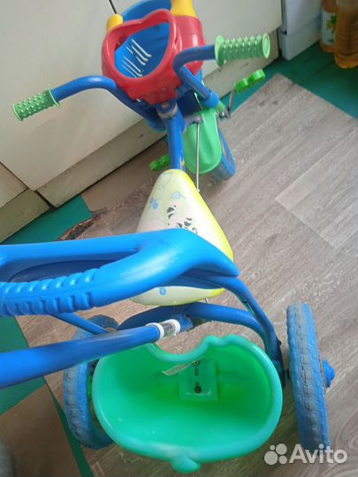 Трехколесный велосипед Толокар с ручкой 90 гг