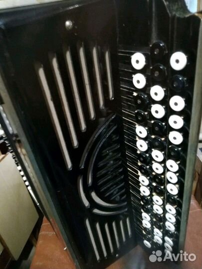 Гармонь бу для кино или как запчасти