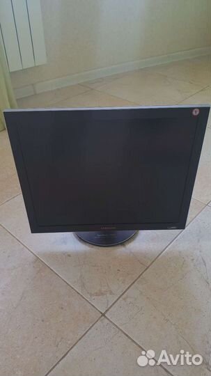 Монитор Samsung Syncmaster 193P Plus 19
