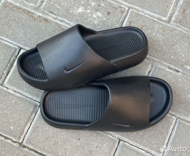 Nike Calm Slide