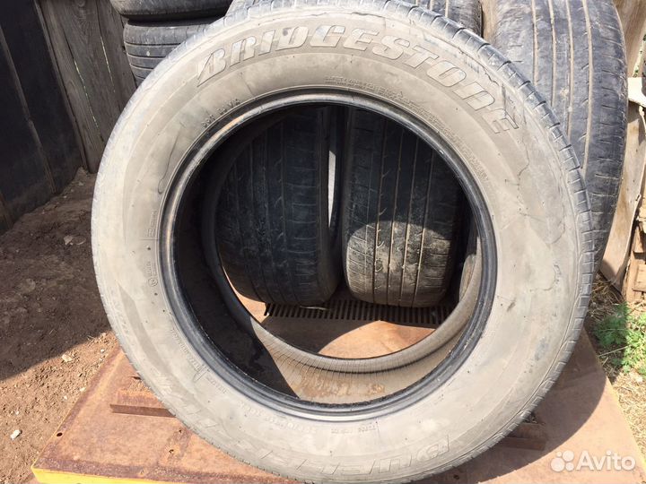 Bridgestone B-style EX 235/65 R18