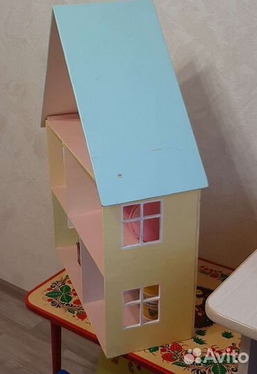Домик кукольный