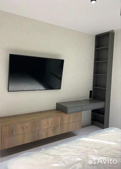 Тумба под тв с рабочим столом