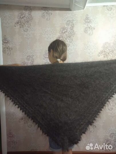 Пуховый платок шаль