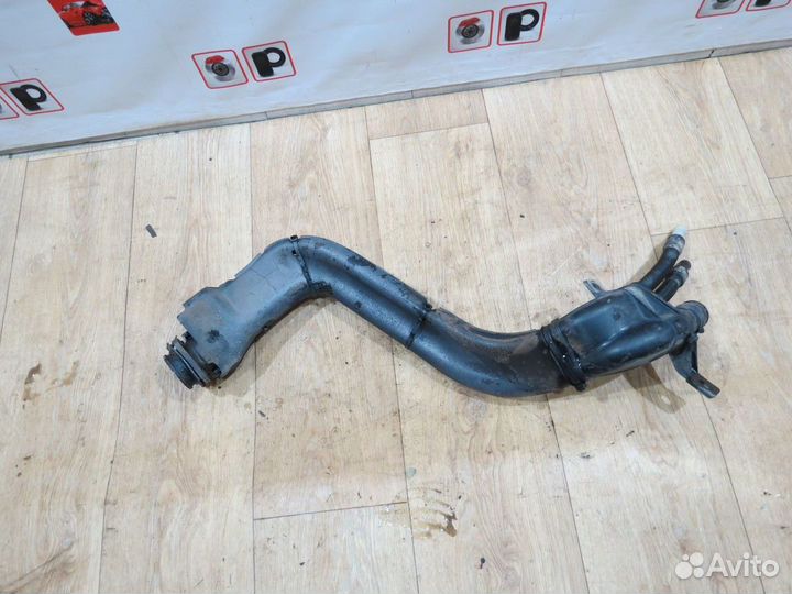 Горловина топливного бака Hyundai Solaris