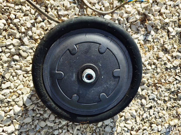 Мотор колесо с шиной 36v 350w Xiaomi M365