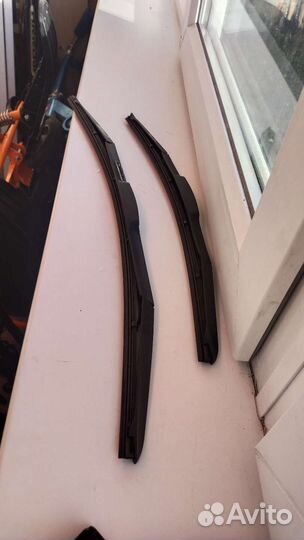 Дворники на автомобиль+крепления