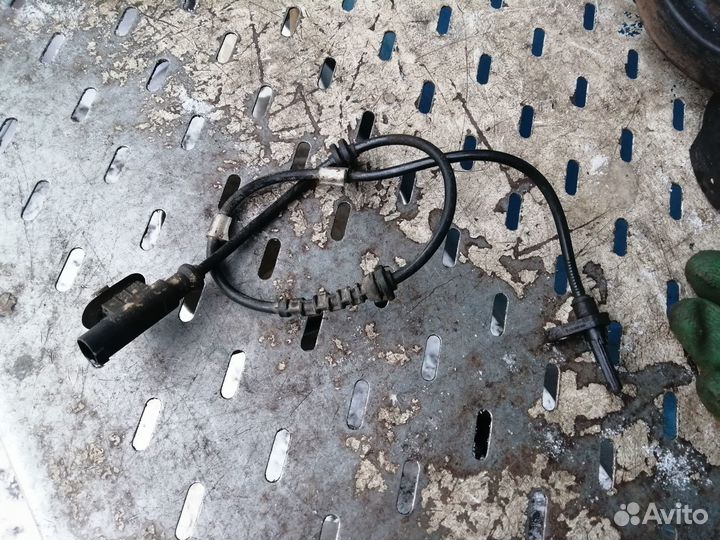 Датчик ABS задний Opel Corsa D Fiat Punto
