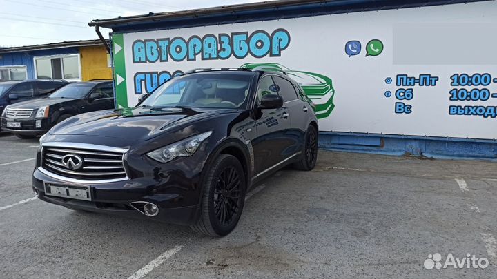 Ручка внутренняя потолочная Infiniti FX35 s51