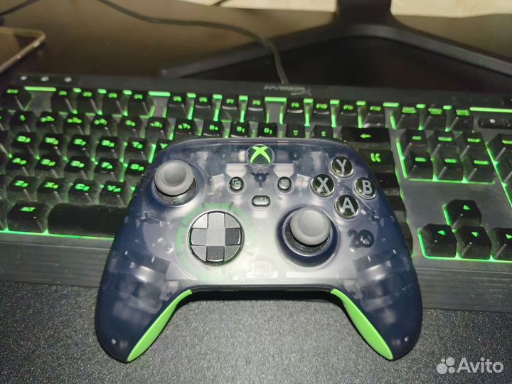 Джойстик на xbox series s х