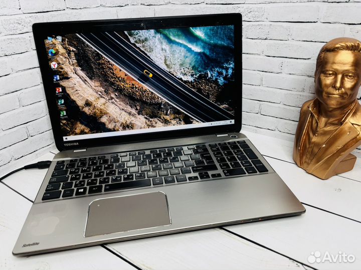 Мощный Toshiba i7-3537U/ RAM 6/ GT 740M/ SSD