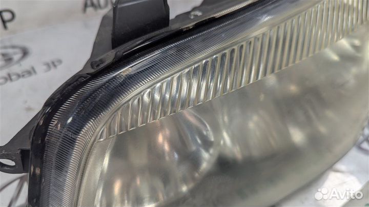 Фара левая Toyota Kluger V