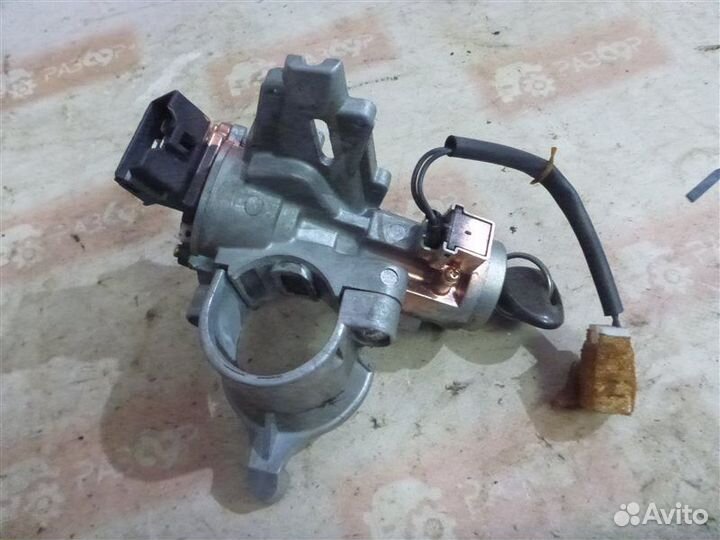 Замок зажигания Mitsubishi Galant E52A 1800 1994