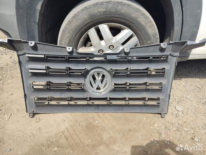 Решетка радиатора -11 VW Crafter, Крафтер