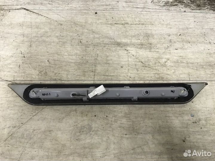 Стоп-сигнал Nissan X-Trail T31 2007