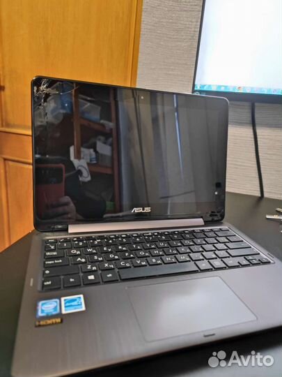 Asus компактны 11.6 нетбук. Новый ssd