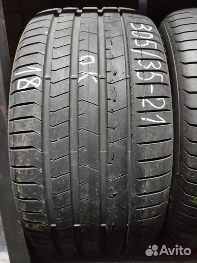 Pirelli P Zero PZ4 305/35 R21 109Y