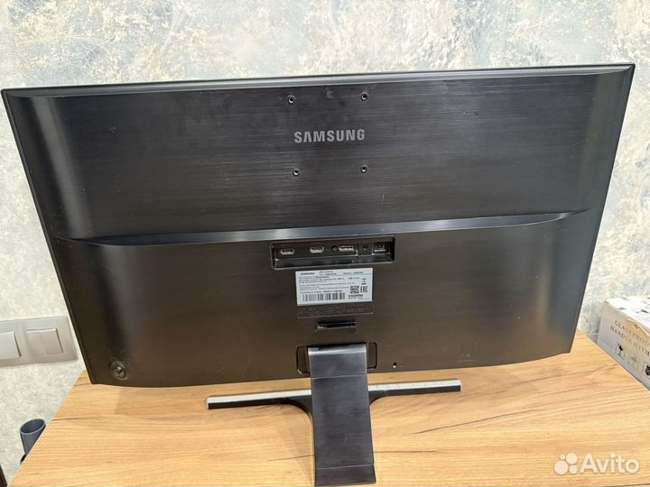 Монитор samsung