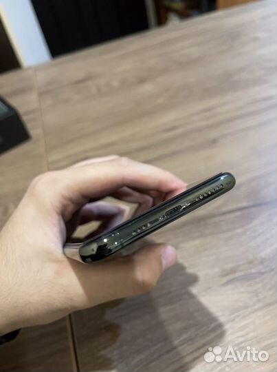 iPhone 11 Pro Max, 64 ГБ