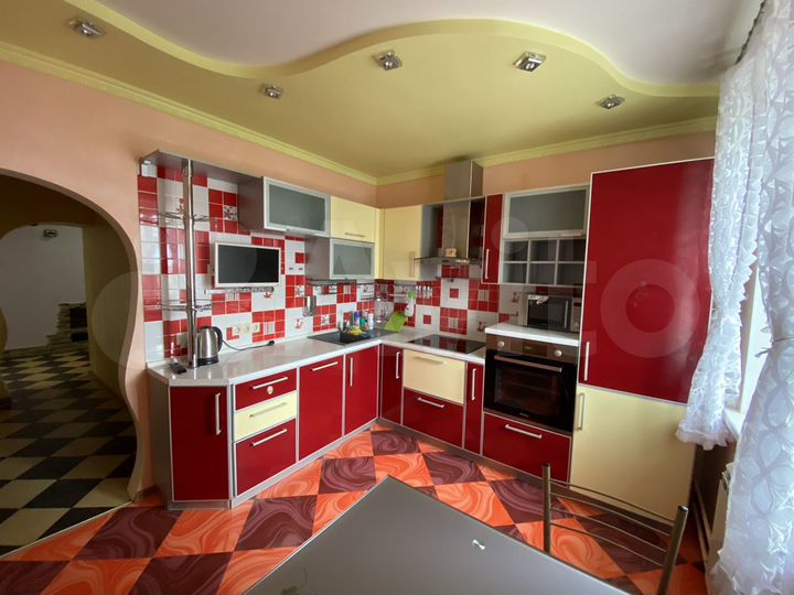 2-к. квартира, 75 м², 9/10 эт.