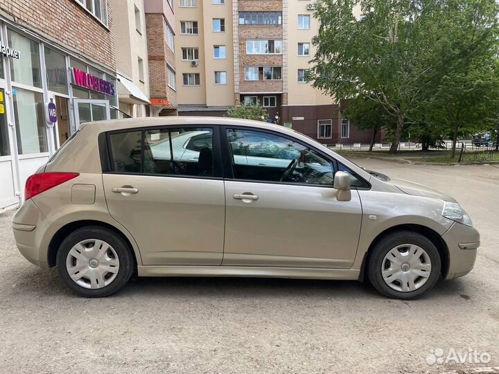 Nissan Tiida 1.6 МТ, 2011, 97 000 км