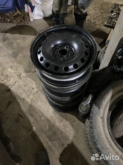 Штамповки r15 на поло, рапид