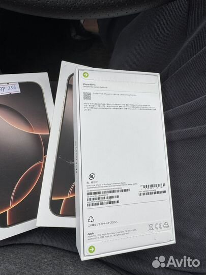 iPhone 16 Pro, 256 ГБ