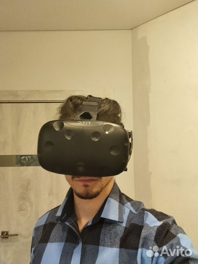 VR шлем HTC Vive +Deluxe Audio Strap