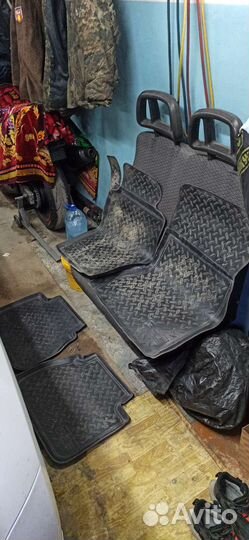 Коврики резиновые Mercedes w210