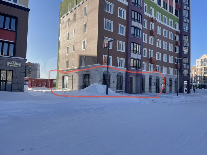 Торговая площадь, (61,4+55,6) 117 м²