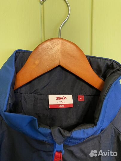 Спортивная куртка swix