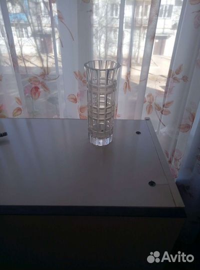 Ваза для цветов хрустальная