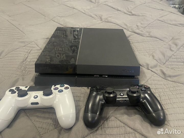 Sony playstation 4 (PS4)