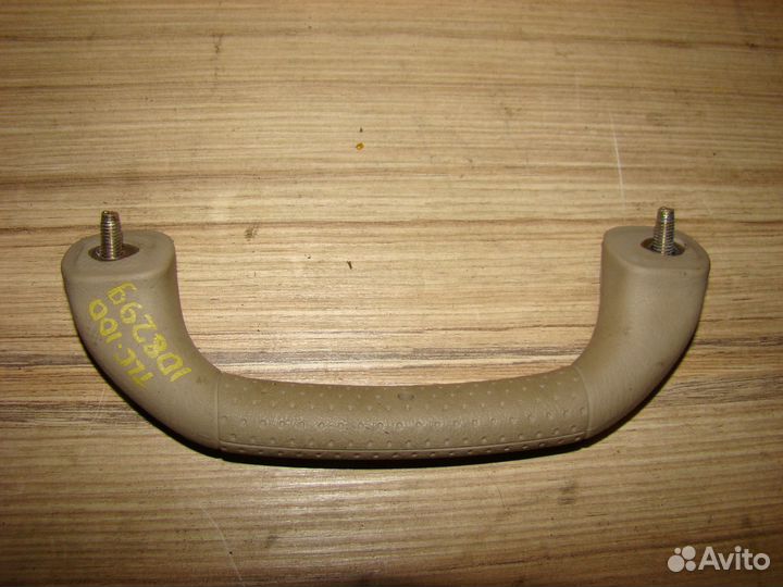 Ручка стойки передней беж Toyota land cruiser 100