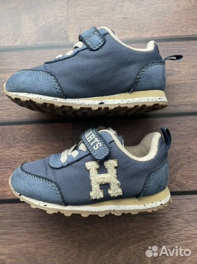 Кроссовки детские