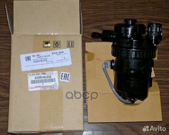 Фильтр топливный 233000L032 toyota