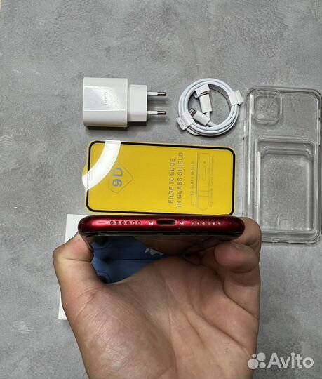 iPhone 11 64 красный