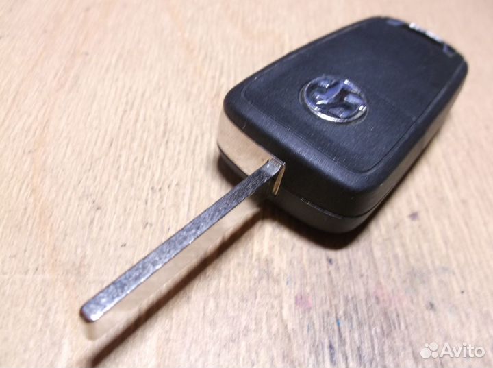 13574865 Opel Astra J/Insignia remote key 2 button