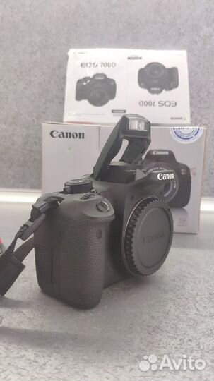 Зеркальная фотокамераCanon EOS 700D + Портретник