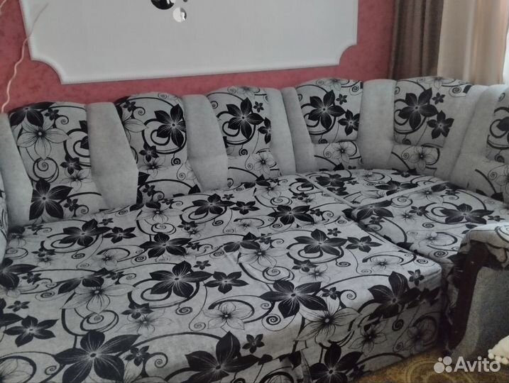 Угловой диван бу