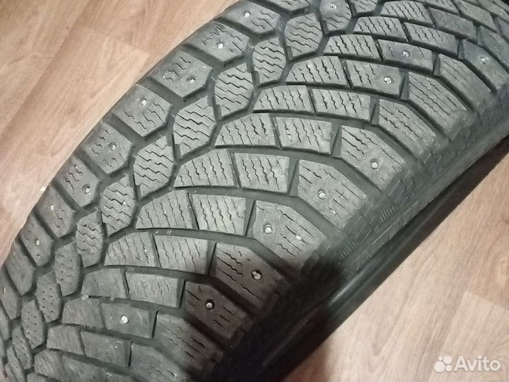 Gislaved Nord Frost 200 15/65 R15