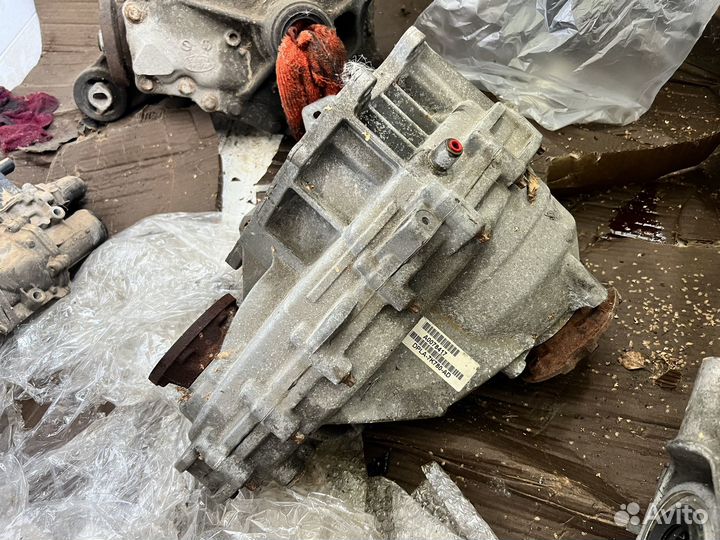 Раздатка Range Rover Sport L494