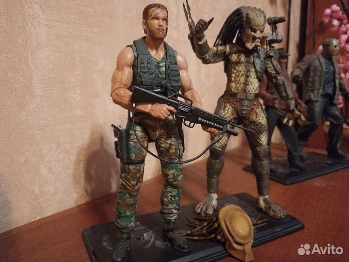 Фигурки от neca. 18 - 20 см