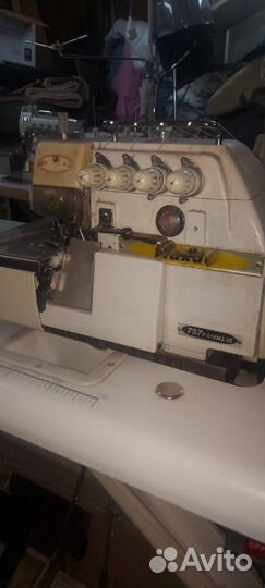 Оверлок 4 ниточный