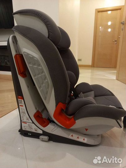 Детское автокресло 9 до 36 кг chicco