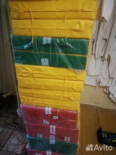 Мат спортивный